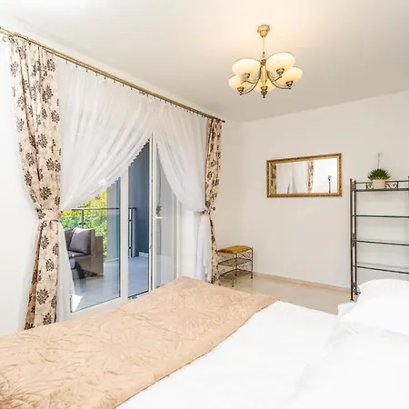 Apartament Krolewski فندق *