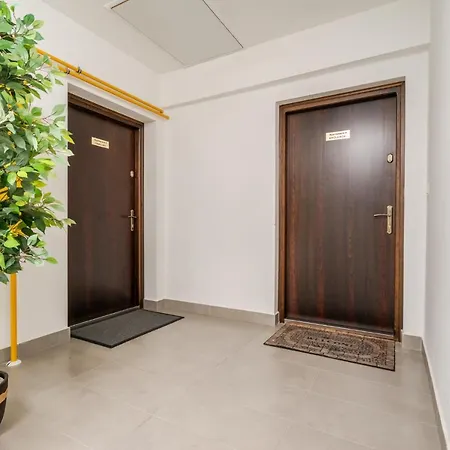 فندق Apartament Krolewski فادوفيتسه